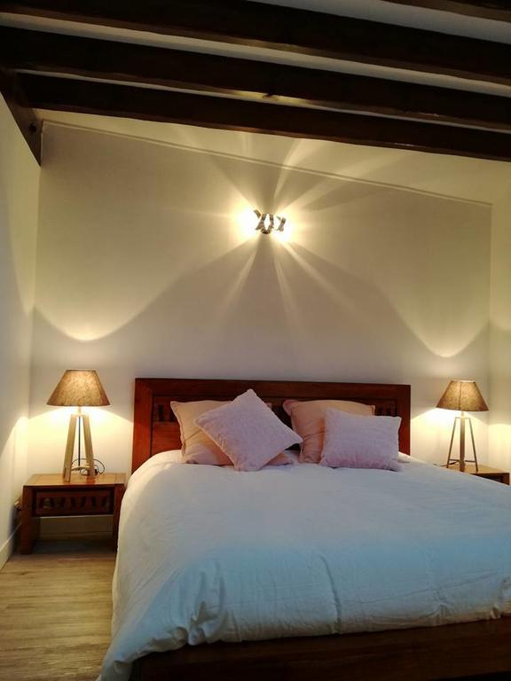 Gite Du " Bas Du Cru " Villa Romery  ภายนอก รูปภาพ